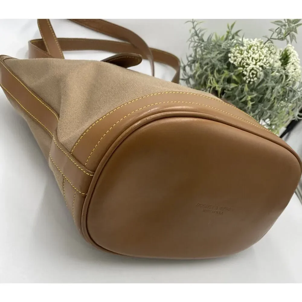 Dooney & Bourke VINTAGE T307, N°362308, made in USA, Tan Small Bucket‎ Bag